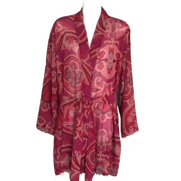 Victoria’s Secret Floral Paisley Print Long Sleeve Semi Sheer Belted‎ Rope - Picture 2 of 12